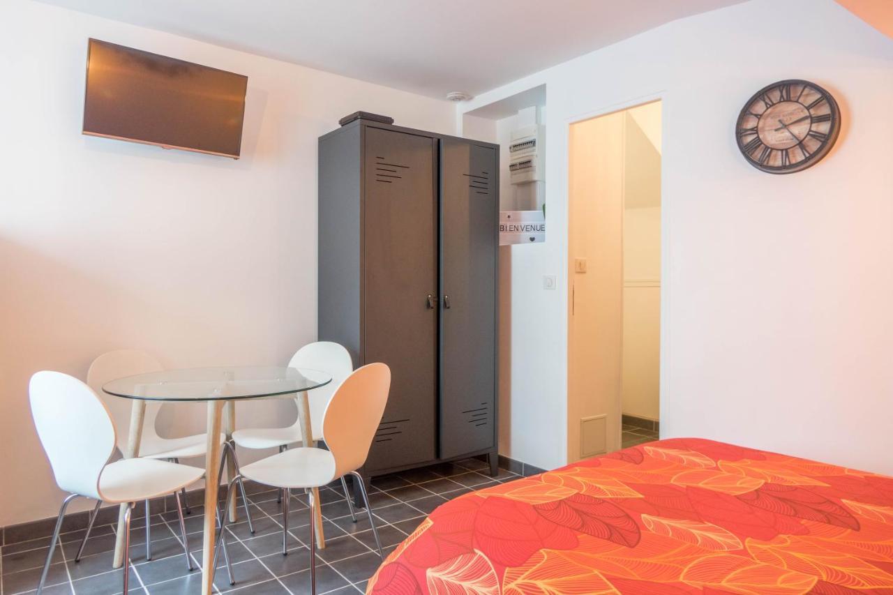 Studio Le Ligerien Saint-Denis-de lʼHôtel Eksteriør billede
